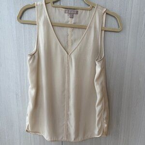 Banana Republic Cream V-Neck Satin Tank – XS
